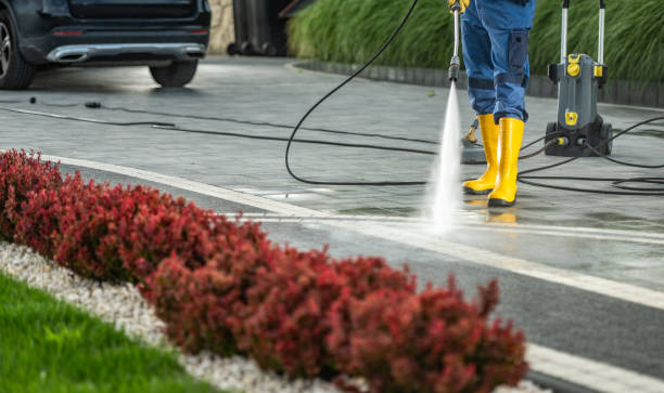 Best Patio and Deck Pressure Washing  in Zephyrhills West, FL